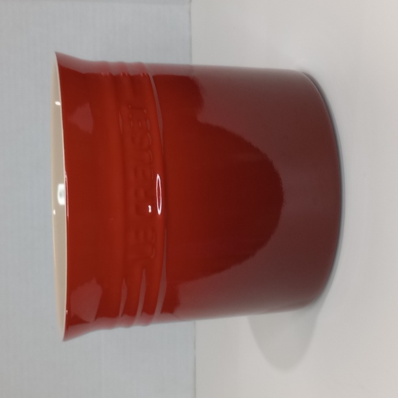 Le Creuset Kitchen Le Creuset Utensil Holder 23 L Large Crock Cerise Red Enamel Stoneware